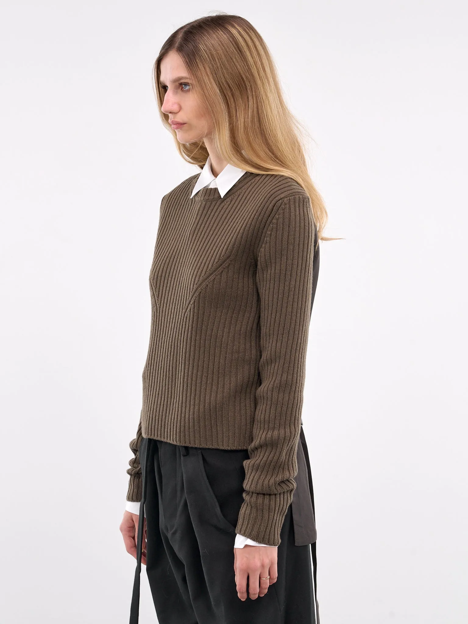 Bjork Darted Sweater (B0012288-KN045-LODEN-GREEN)