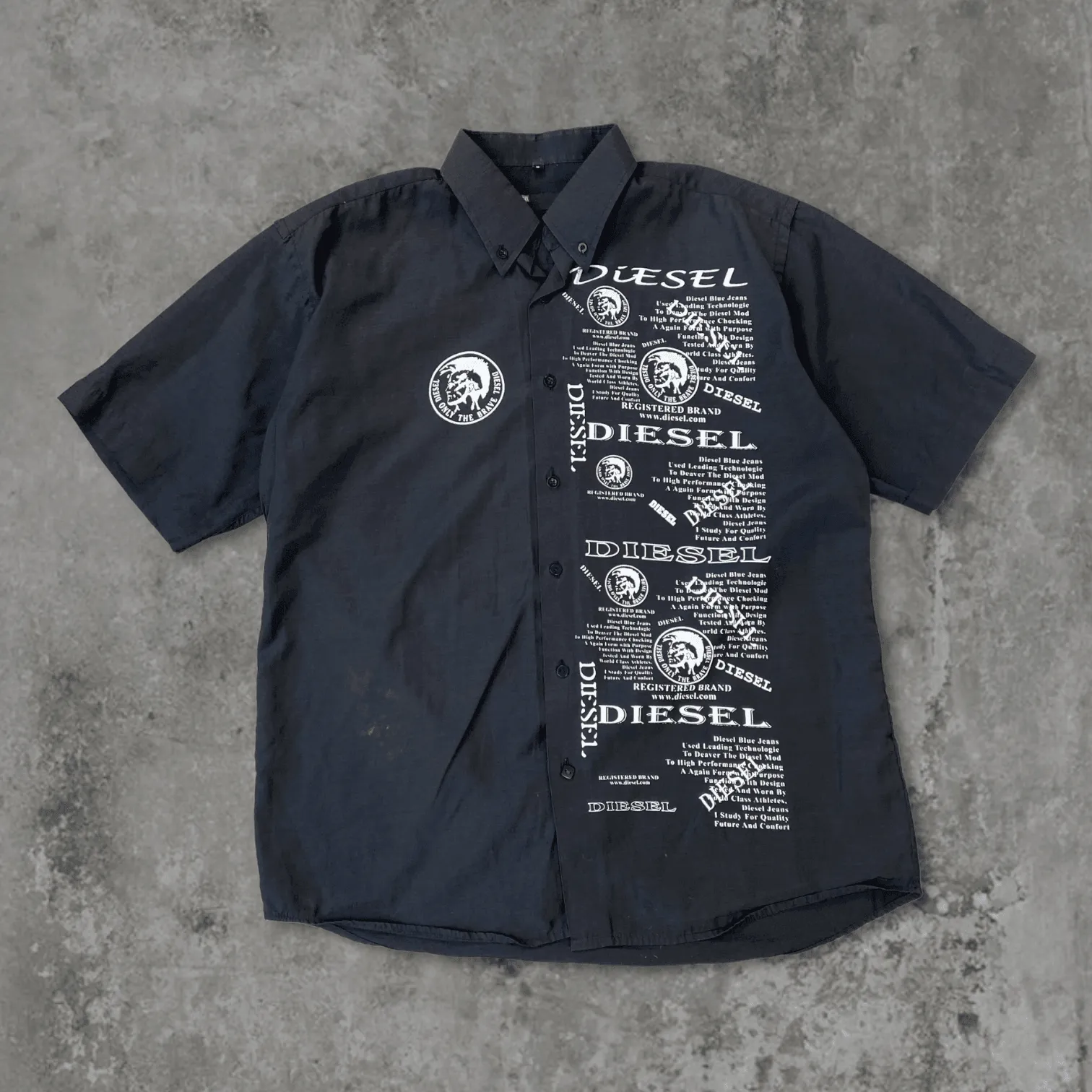 DIESEL GRAPHIC SHORT-SLEEVE SHIRT - M