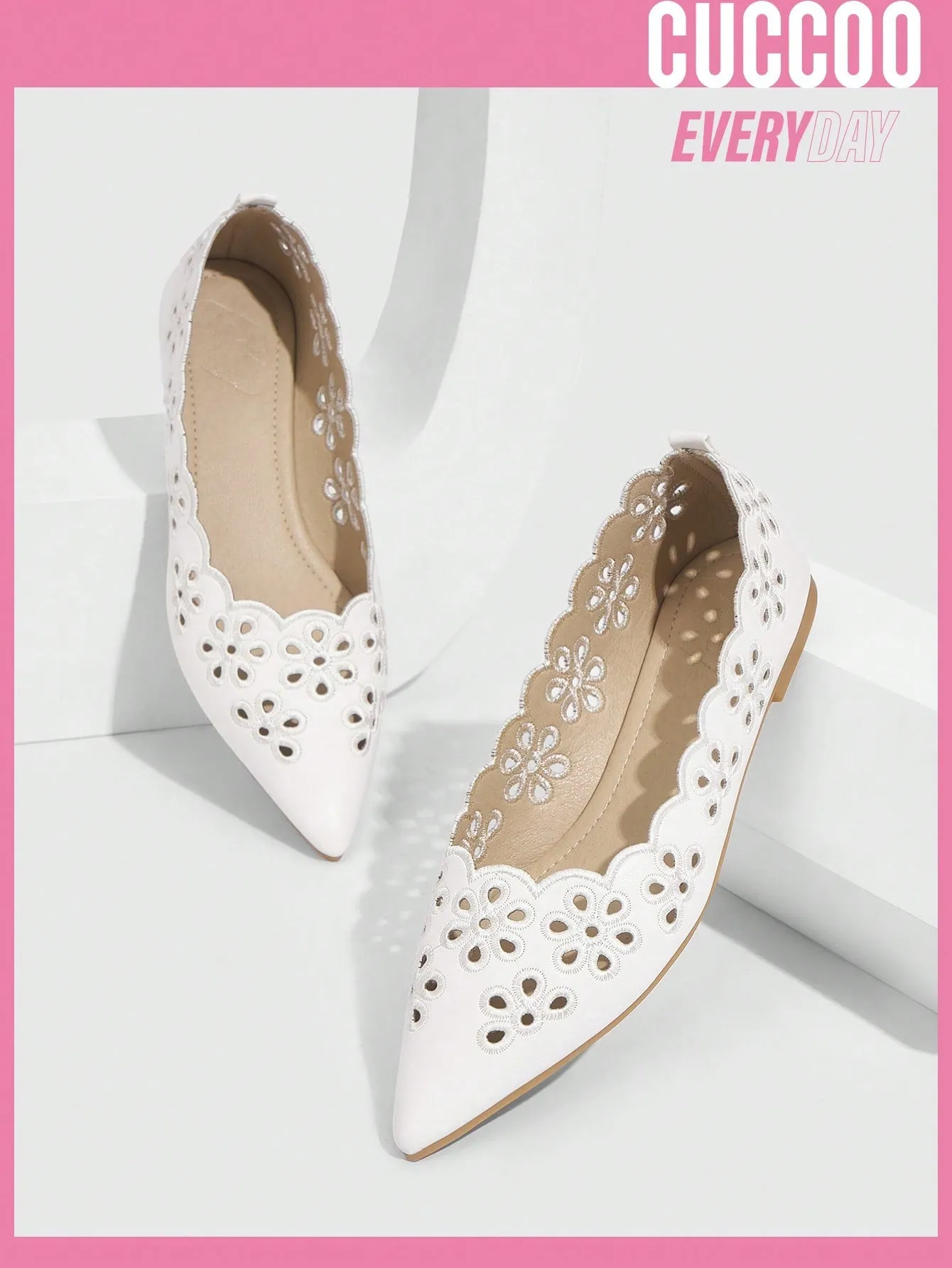 Fashionable White Hollow Out Embroidered Flat Shoes For Women For Spring And Summer