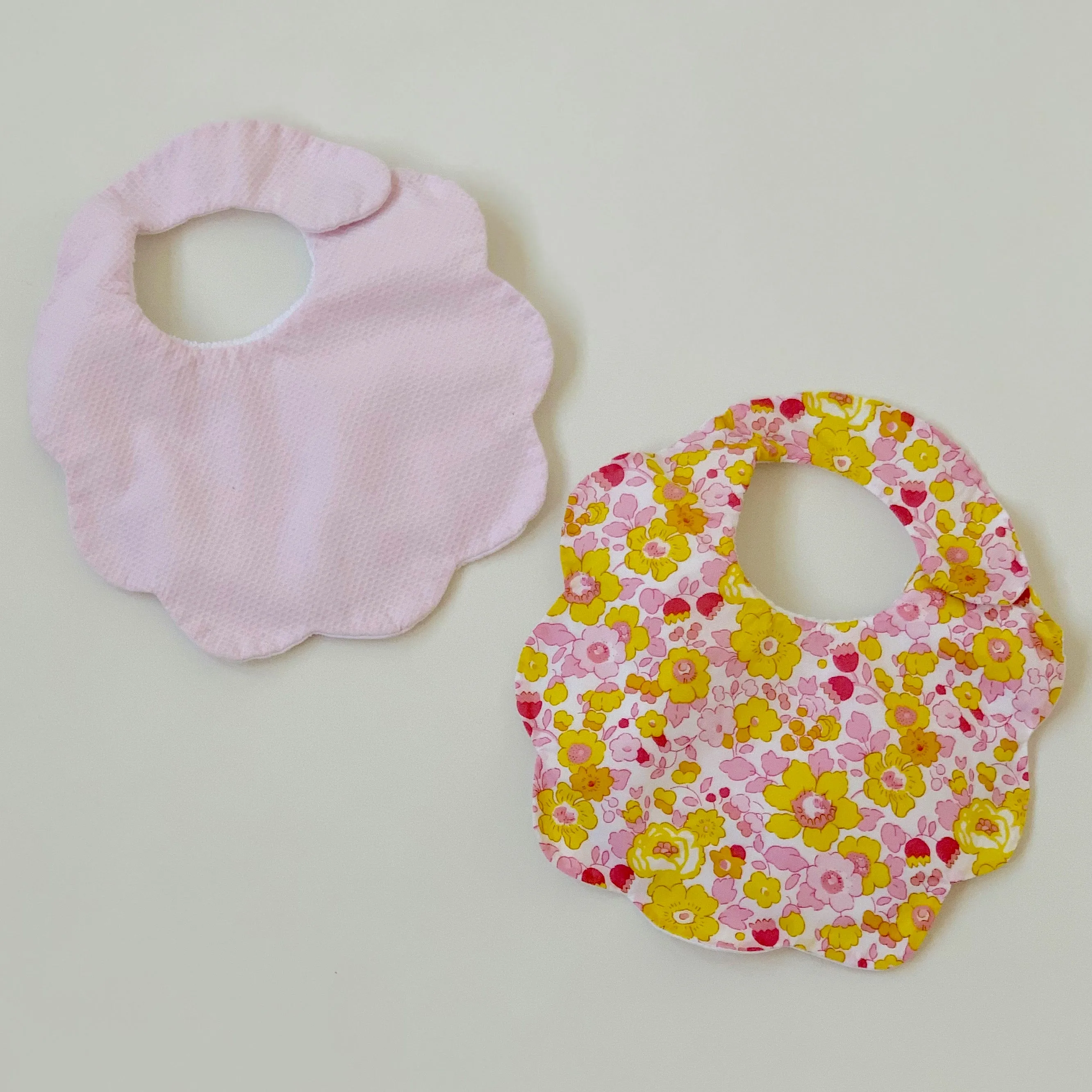 Jacadi Liberty Print And Pink Scalloped Bibs: One Size