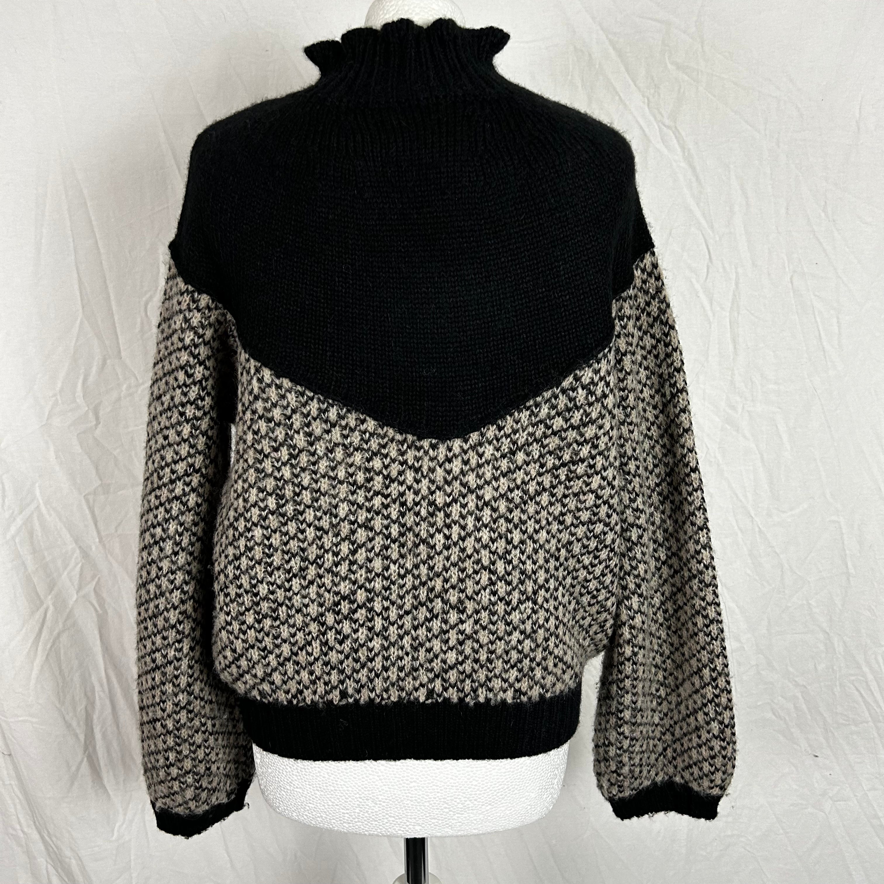 Leon & Harper Stone & Black Alpaca Mix Sweater M