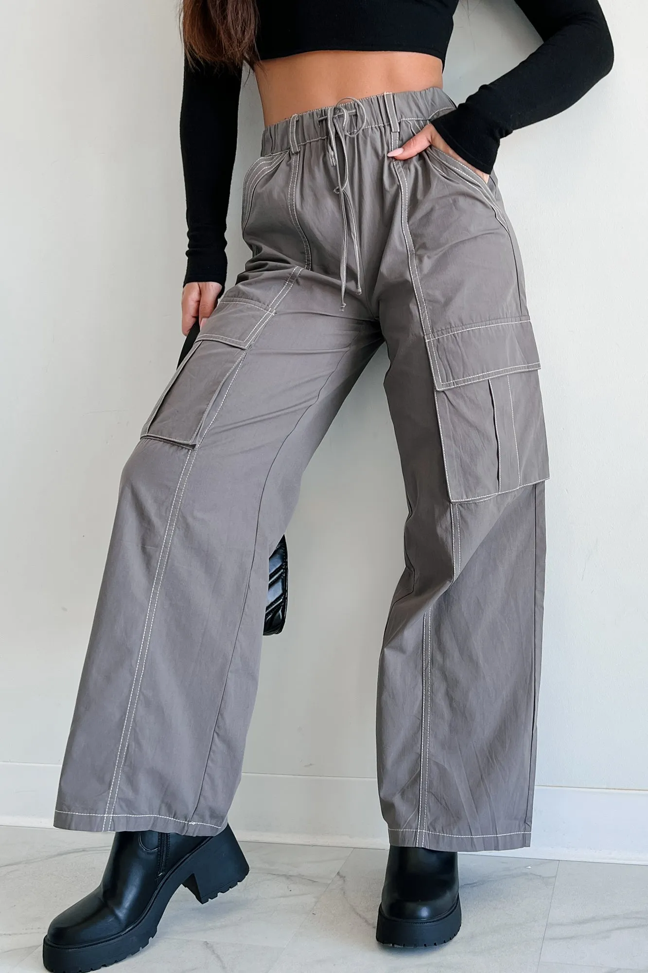 Macaulay Wide Leg Cargo Pants (Graphite)