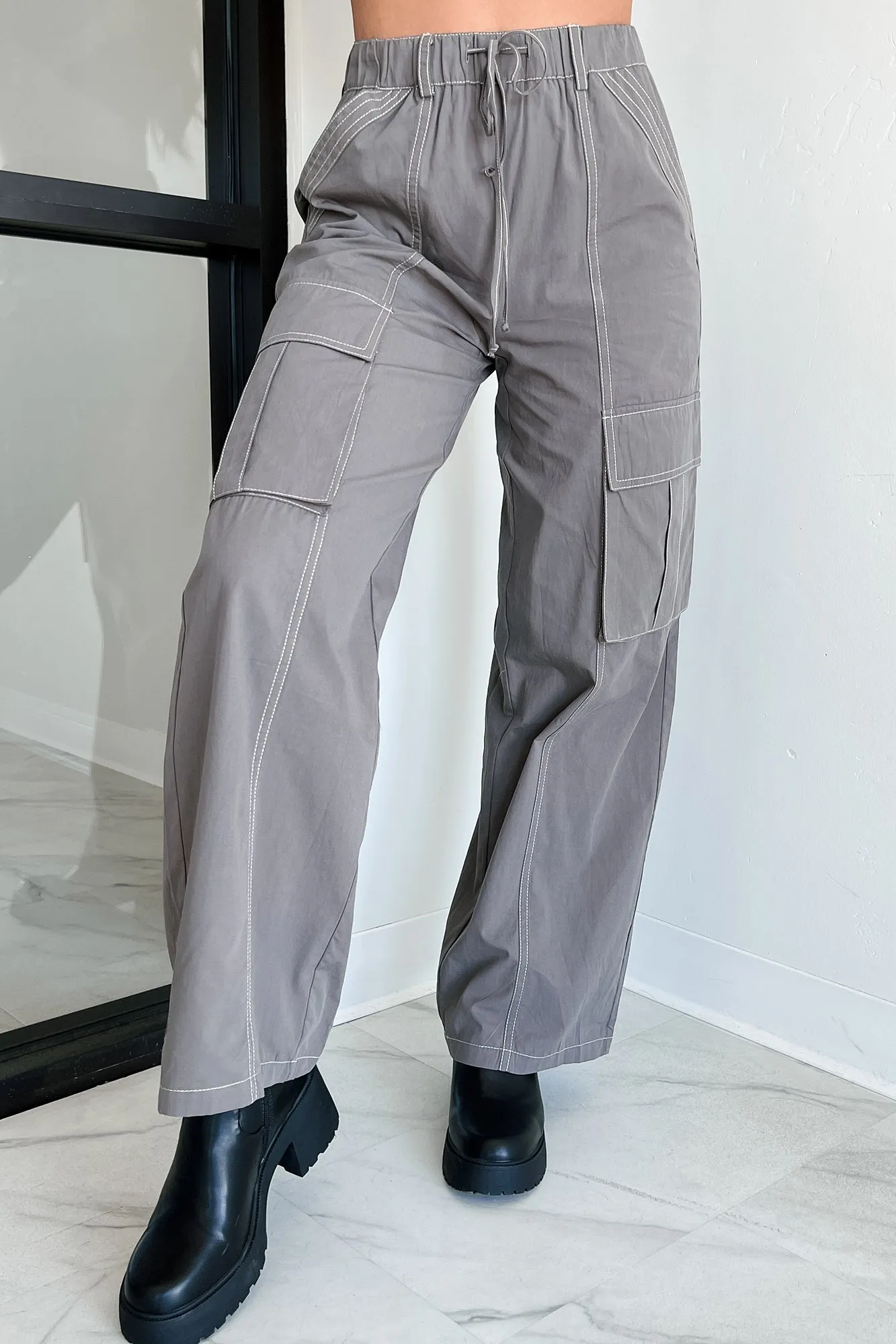 Macaulay Wide Leg Cargo Pants (Graphite)