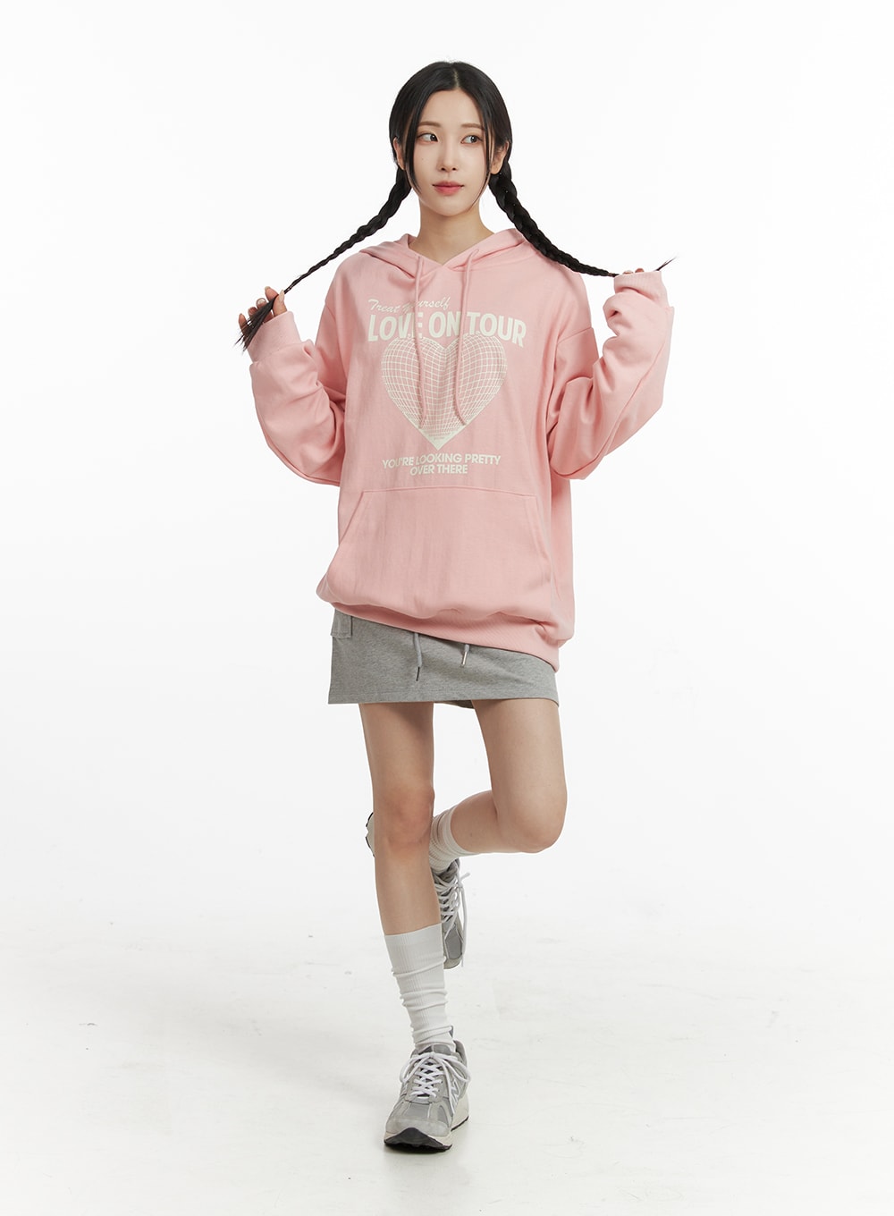 Oversized Graphic Hooded Sweatshirt CF415