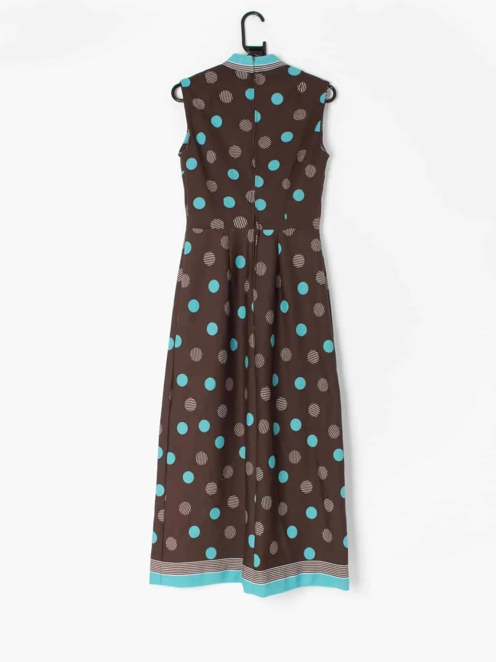 Vintage 1970s polka dot sleeveless maxi dress with mock neck – UK 12